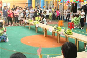 叔叔阿姨，快帮我们加油！